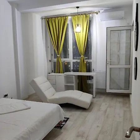 Sea View Alegna's Penthouse Mamaia
