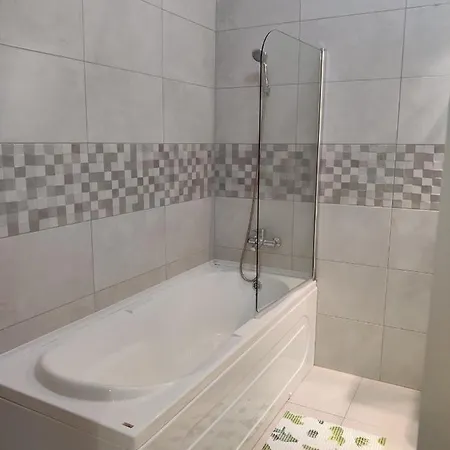 Sea View Alegna's Penthouse Mamaia 아파트 *